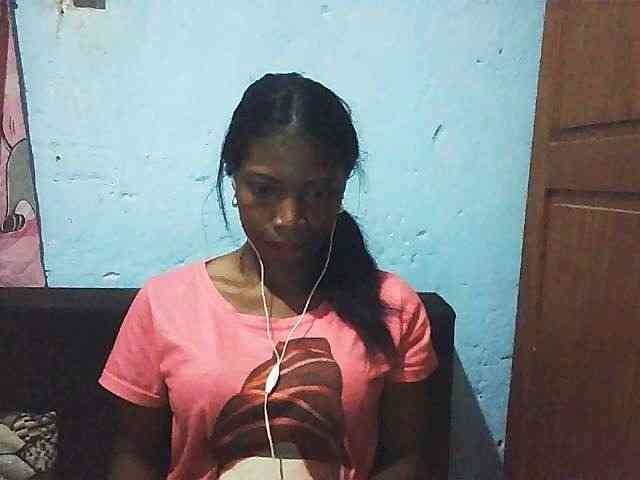 Honey699 webcam