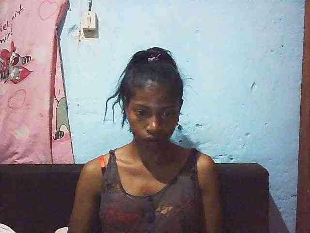 Honey699 webcam