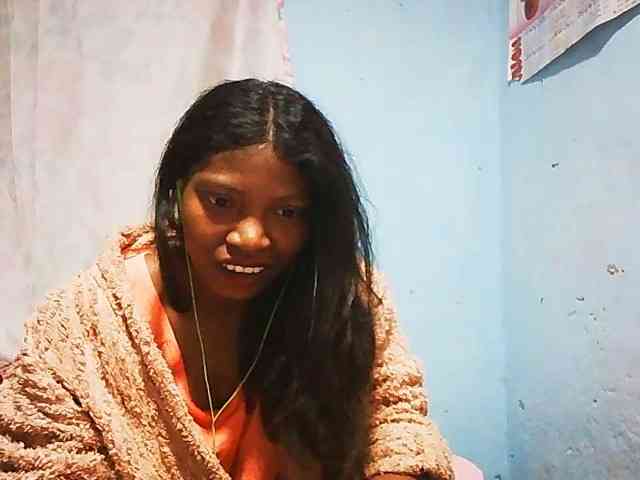 Honey699 webcam