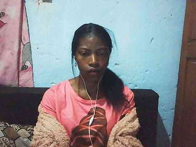 Honey699 webcam