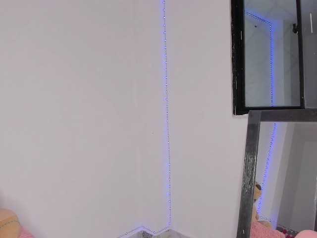 Jazmin-Kitana's BongaCams show and profile