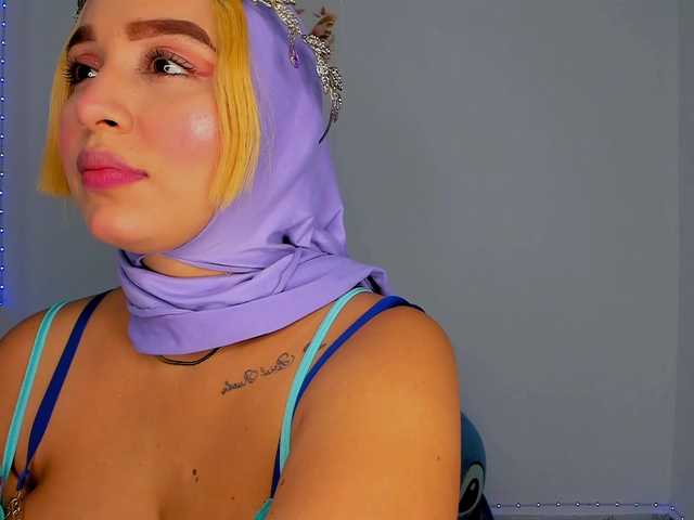 Jazmin-Kitana's BongaCams show and profile