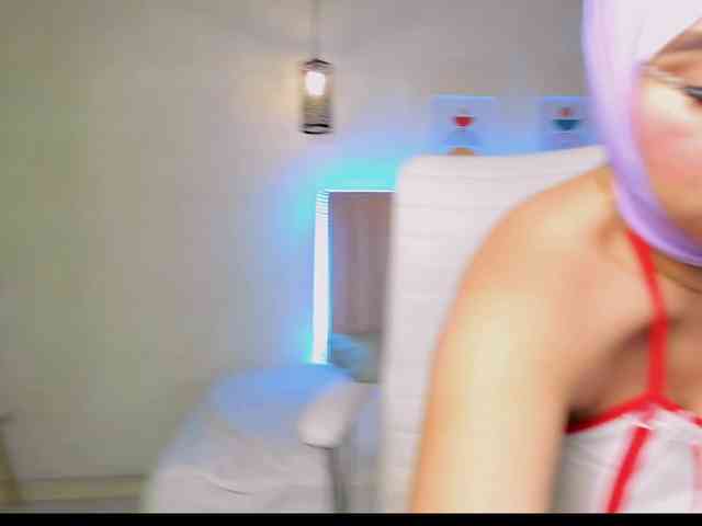 Jazmin-Kitana webcam