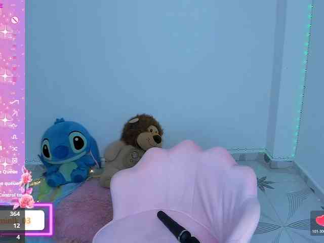 Jazmin-Kitana webcam