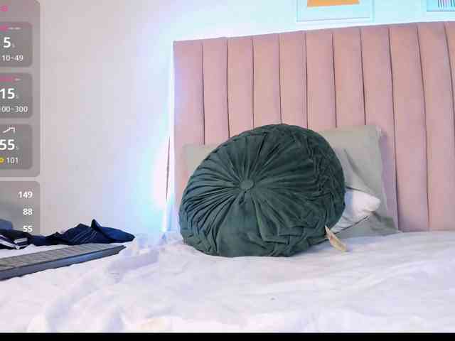 Jazmin-Kitana webcam