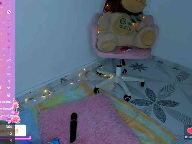 Jazmin-Kitana webcam