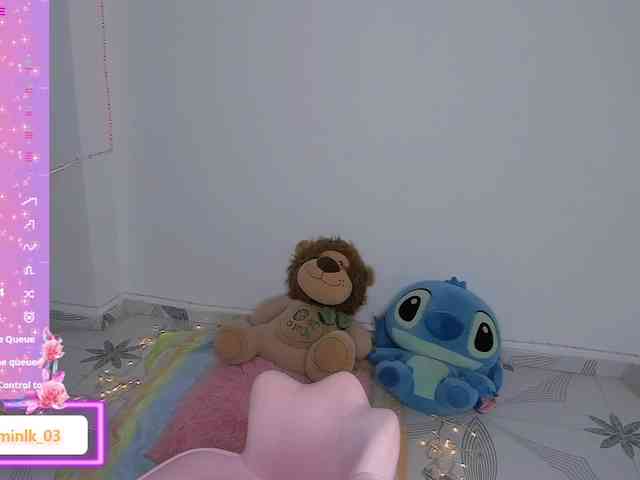 Jazmin-Kitana webcam