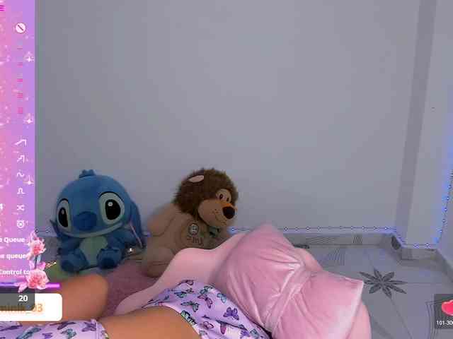 Jazmin-Kitana webcam