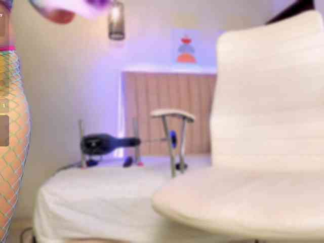 Jazmin-Kitana webcam