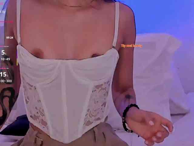 AnabelWolf webcam