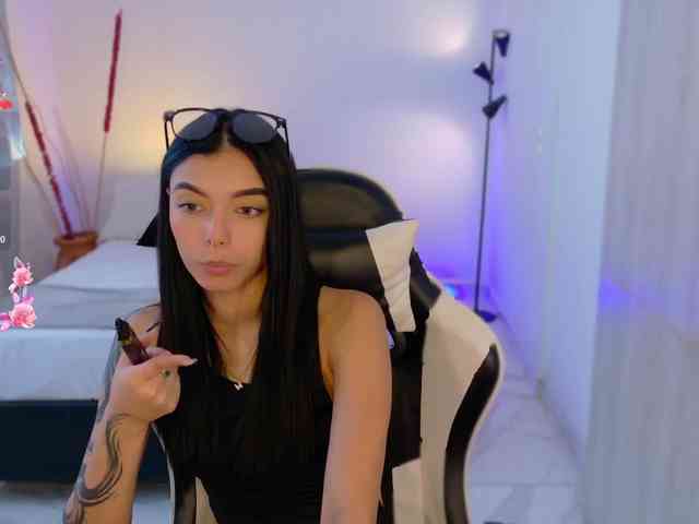 AnabelWolf webcam