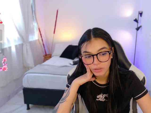 AnabelWolf webcam