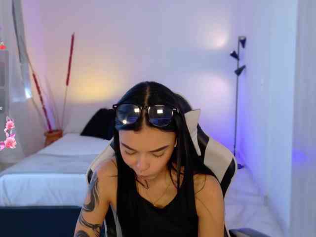 AnabelWolf webcam
