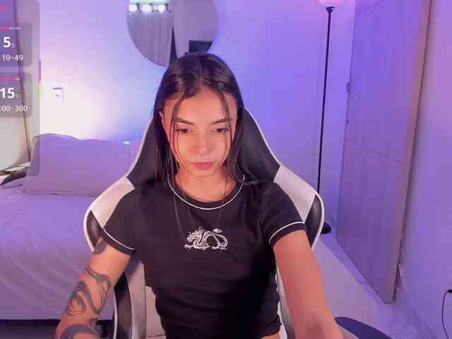 hot chat AnabelWolf