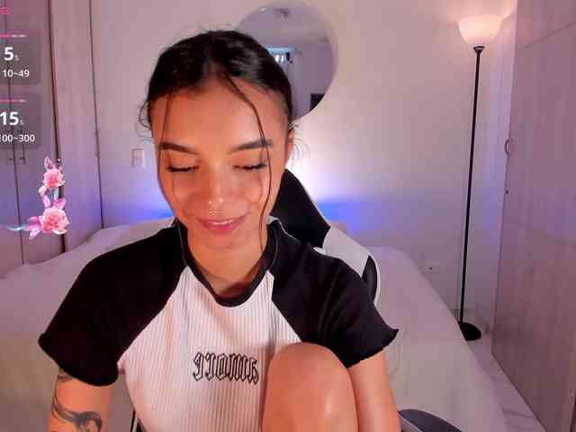 AnabelWolf webcam