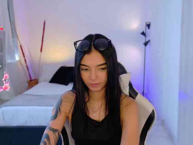 AnabelWolf webcam