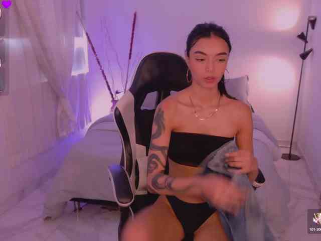AnabelWolf webcam