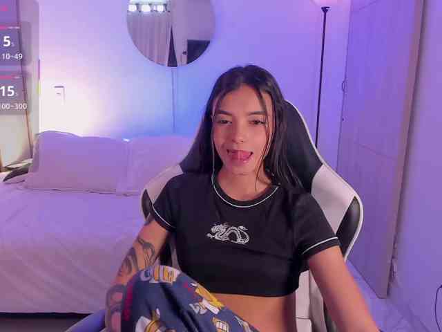 AnabelWolf webcam