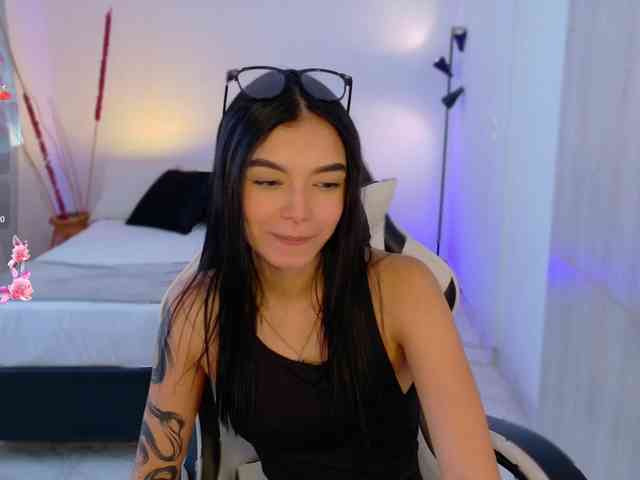 AnabelWolf webcam