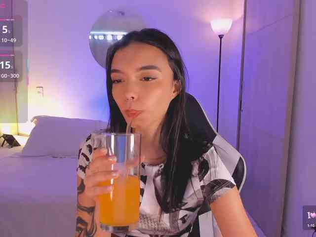 AnabelWolf webcam