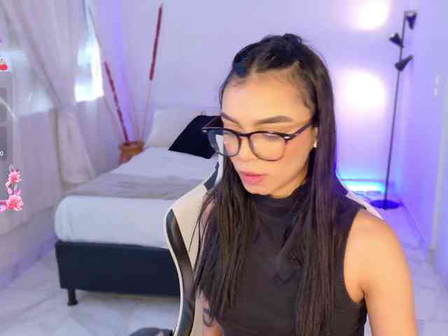 AnabelWolf webcam