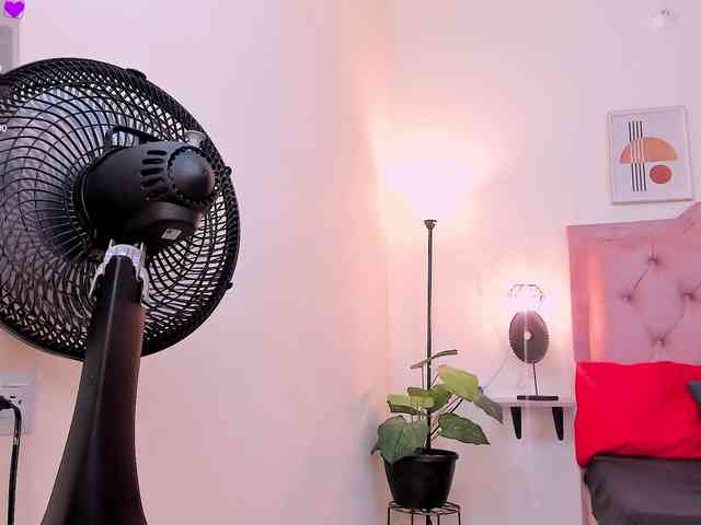 sofiaseww webcam