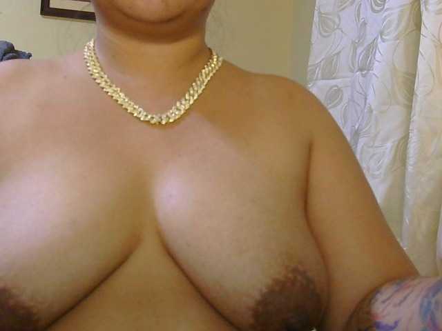 ladyvita21's BongaCams show and profile