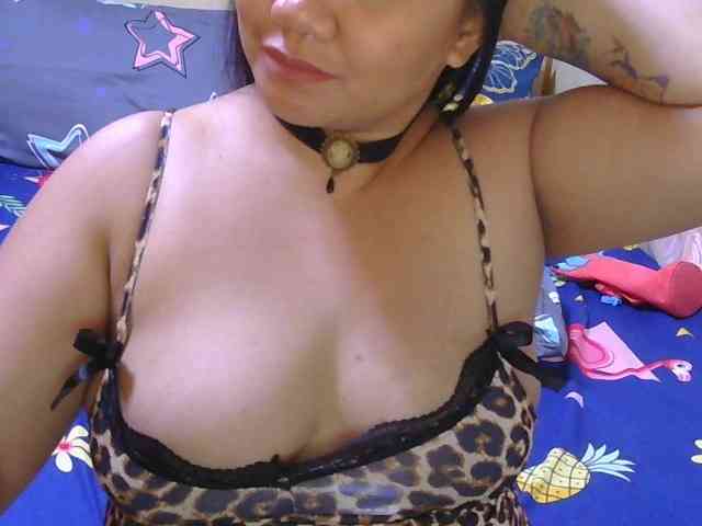ladyvita21 webcam