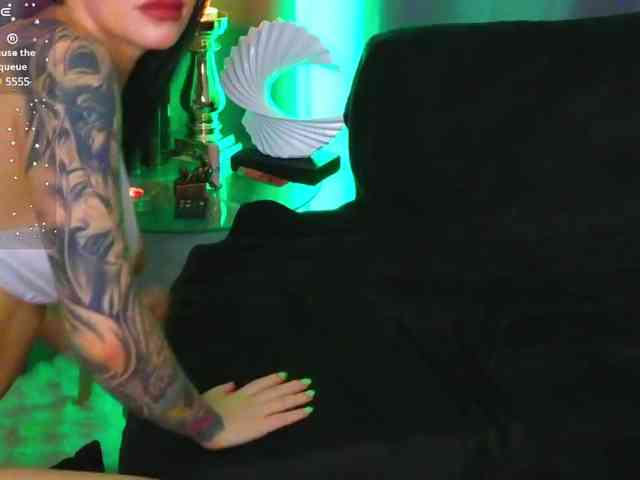 KateyRivaa webcam