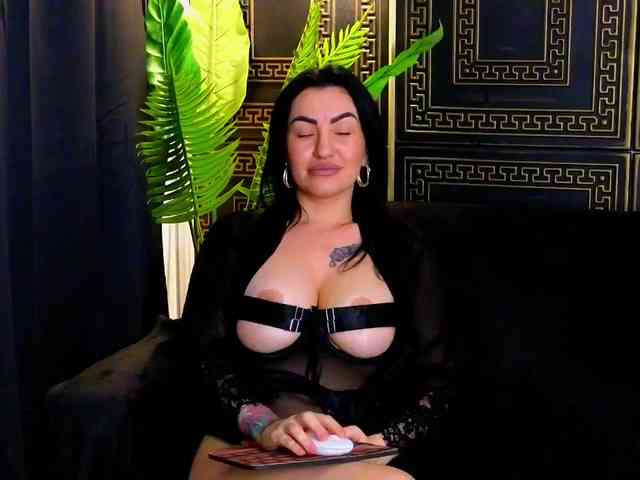 KateyRivaa KateyRivaa