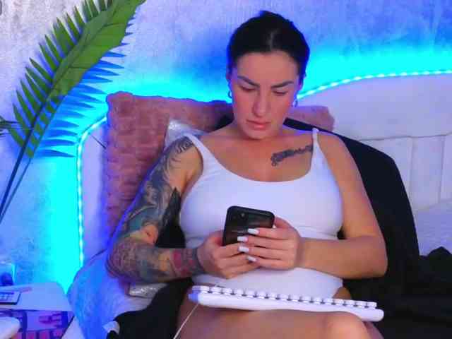 KateyRivaa webcam