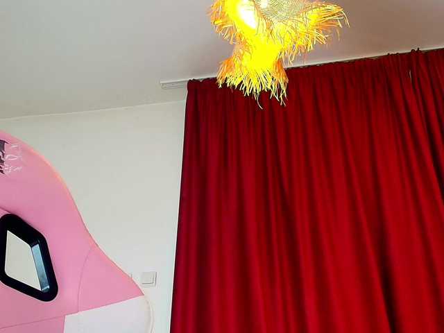 AnneBlueeyes's BongaCams show and profile