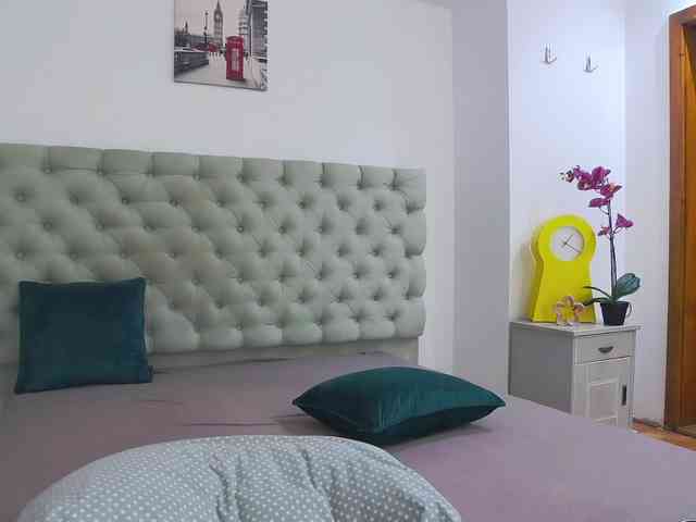AnneBlueeyes Live Webcam on BongaCams