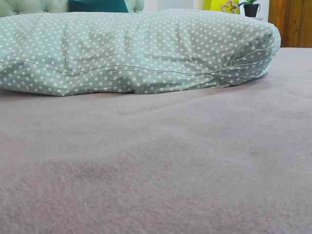 AnneBlueeyes webcam