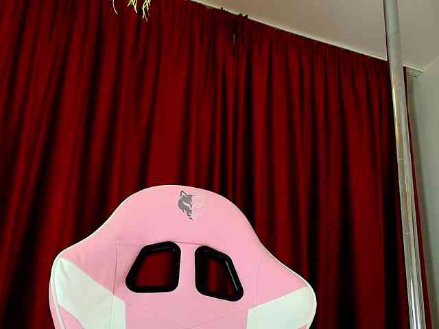 AnneBlueeyes AnneBlueeyes