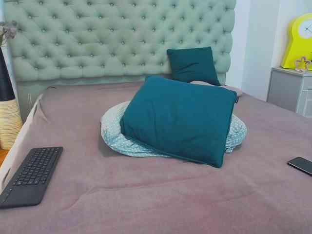 AnneBlueeyes webcam