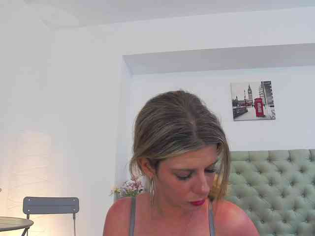 AnneBlueeyes webcam
