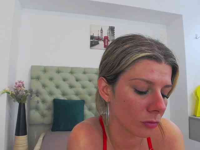 AnneBlueeyes webcam
