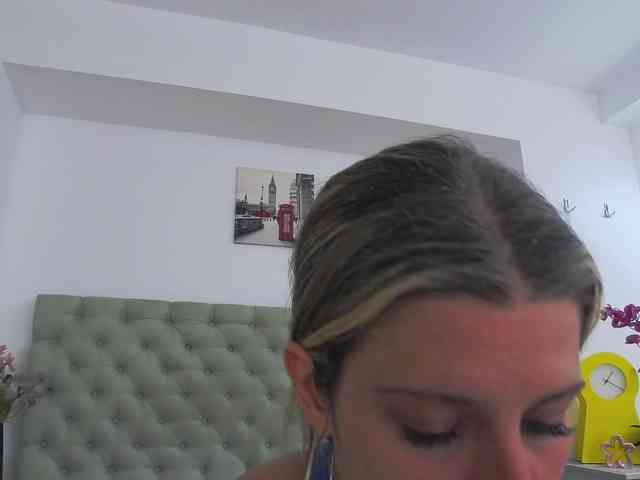 AnneBlueeyes webcam