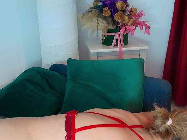 AnneBlueeyes webcam