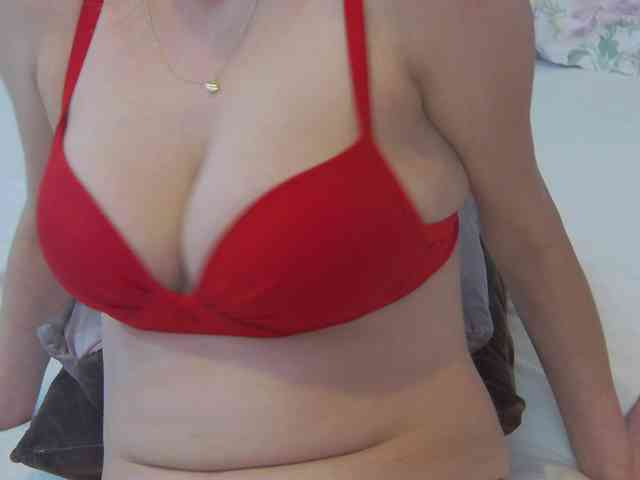 AnneBlueeyes webcam