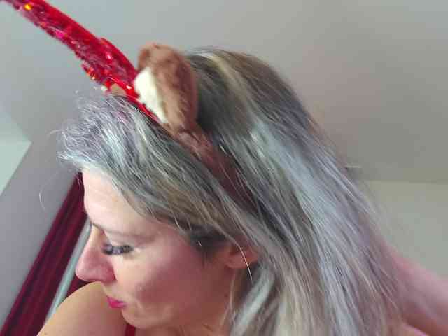 AnneBlueeyes AnneBlueeyes