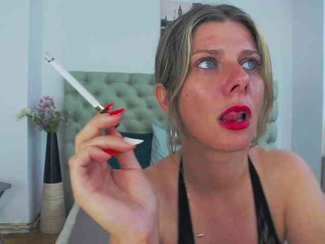 AnneBlueeyes webcam