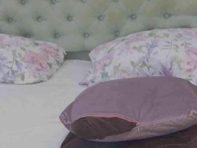 AnneBlueeyes webcam