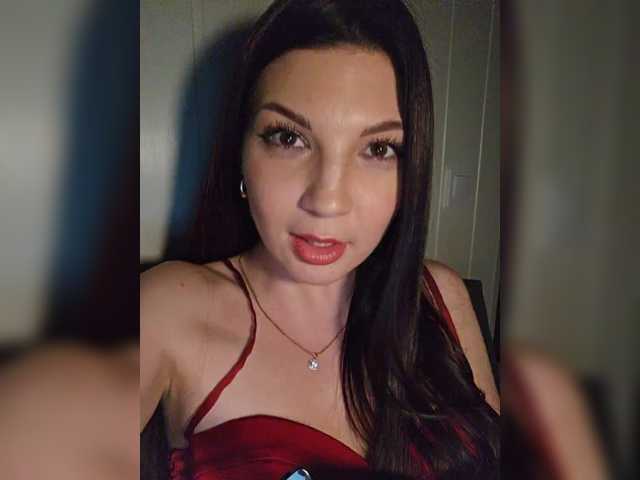 Masturbate to BettySoul, she wants to masturbate for you BettySoul from BongaCams