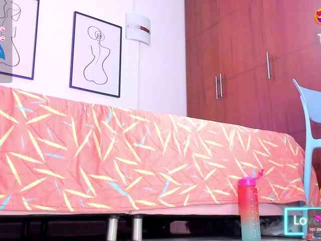 Yiovanna webcam