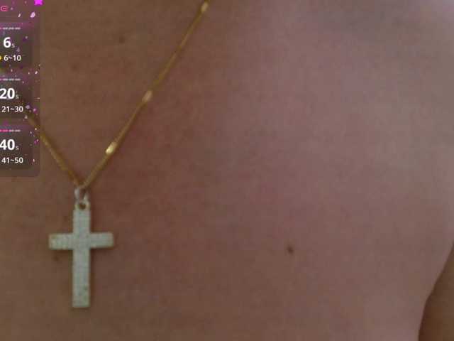 Hellen-star's BongaCams show and profile