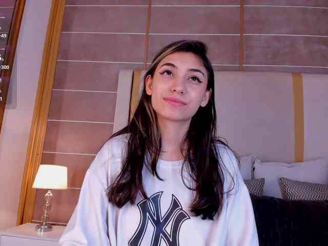 Anikamuller Live Webcam on BongaCams