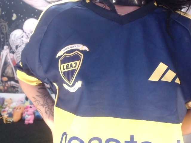 hachi-kitty's BongaCams show and profile