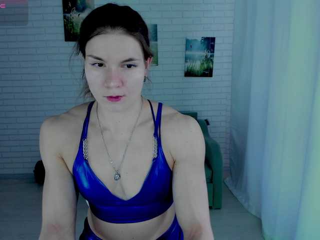 Lisa-Ray's BongaCams show and profile